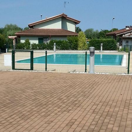 Peschiera Appartamenti Vacanze Peschiera del Garda Zewnętrze zdjęcie