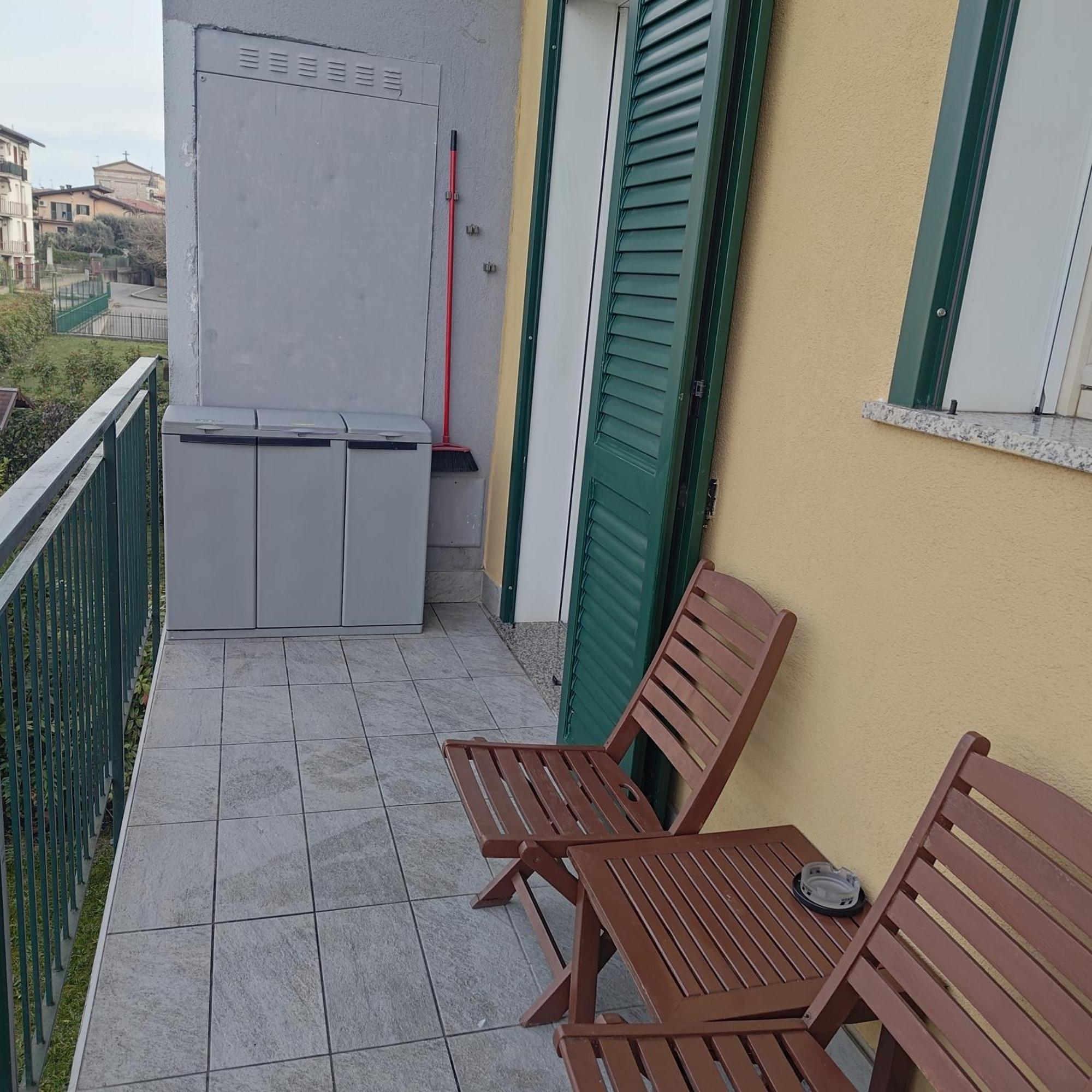Peschiera Appartamenti Vacanze Peschiera del Garda Zewnętrze zdjęcie