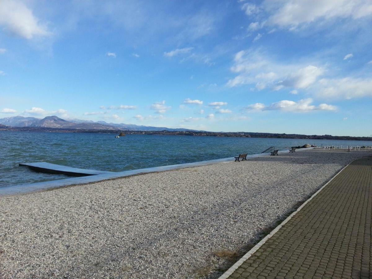 Peschiera Appartamenti Vacanze Peschiera del Garda Zewnętrze zdjęcie