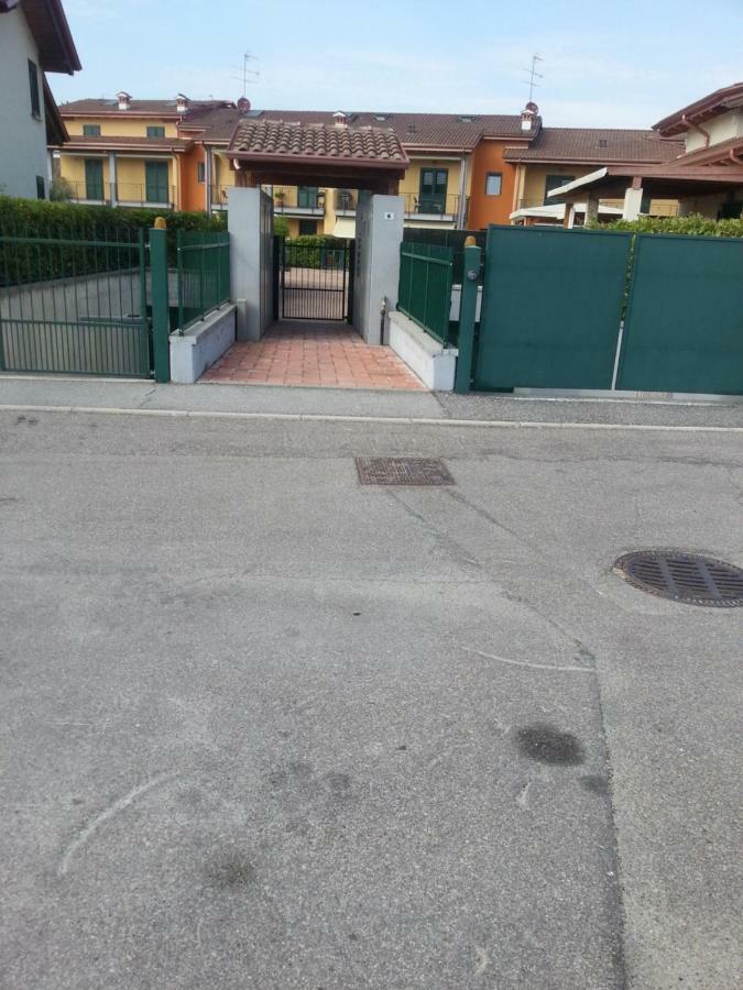 Peschiera Appartamenti Vacanze Peschiera del Garda Zewnętrze zdjęcie