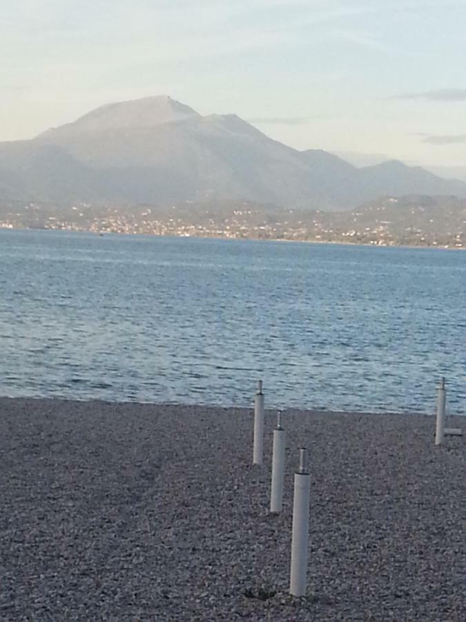 Peschiera Appartamenti Vacanze Peschiera del Garda Zewnętrze zdjęcie